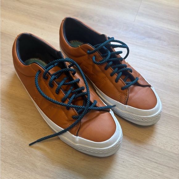 Converse Bronze Colored Sneakers - Picture 1 of 4